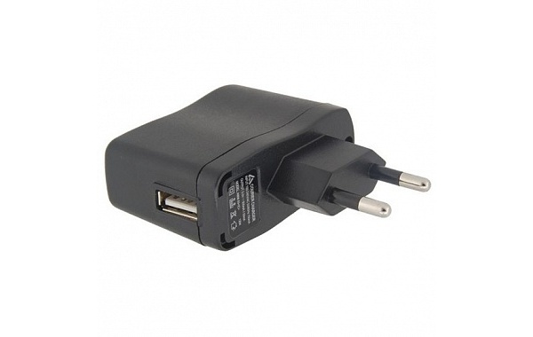 Адаптер / переходник от розетки 220-240В на USB 5В 1А - 1